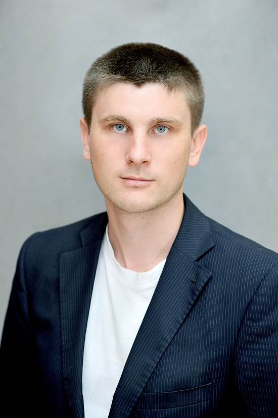 Попов Иван Николаевич.